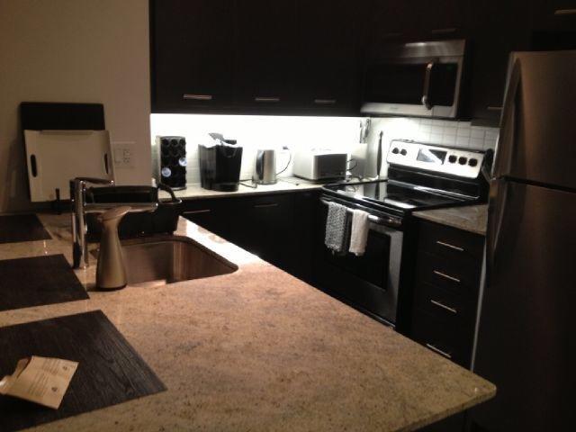 Square One Fully Furnished Suite Mississauga Kültér fotó