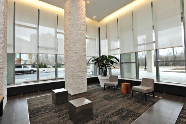 Square One Fully Furnished Suite Mississauga Kültér fotó