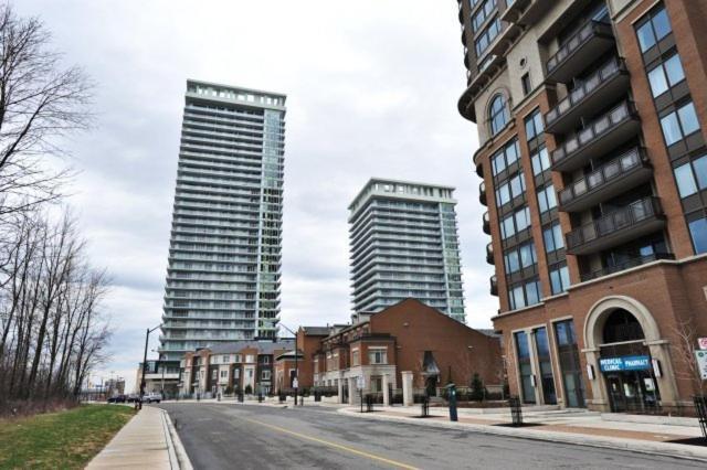 Square One Fully Furnished Suite Mississauga Kültér fotó