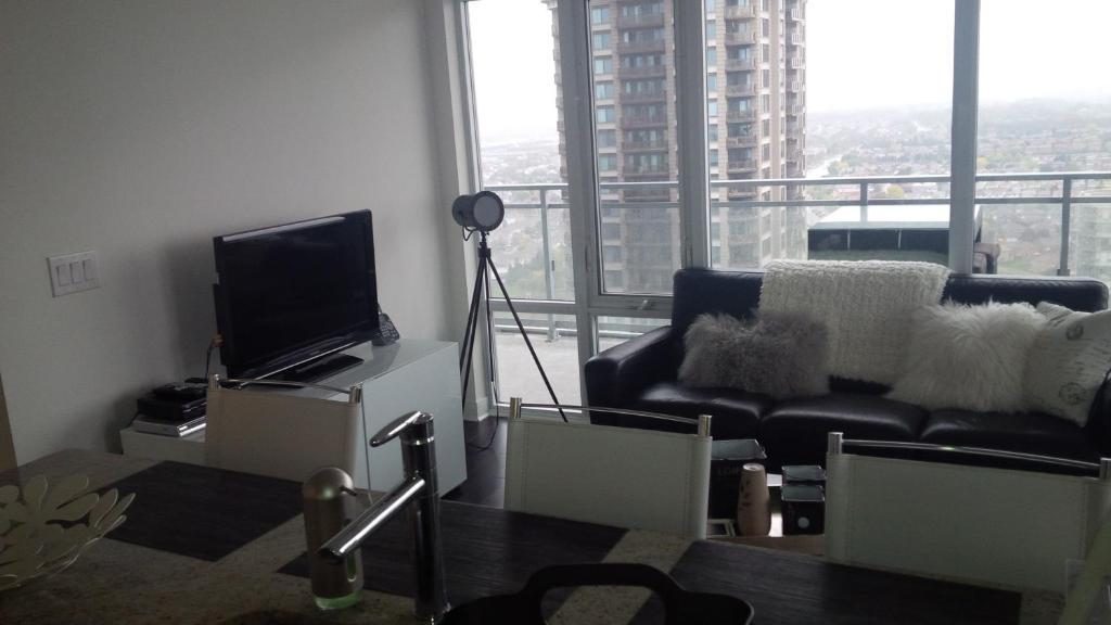 Square One Fully Furnished Suite Mississauga Szoba fotó